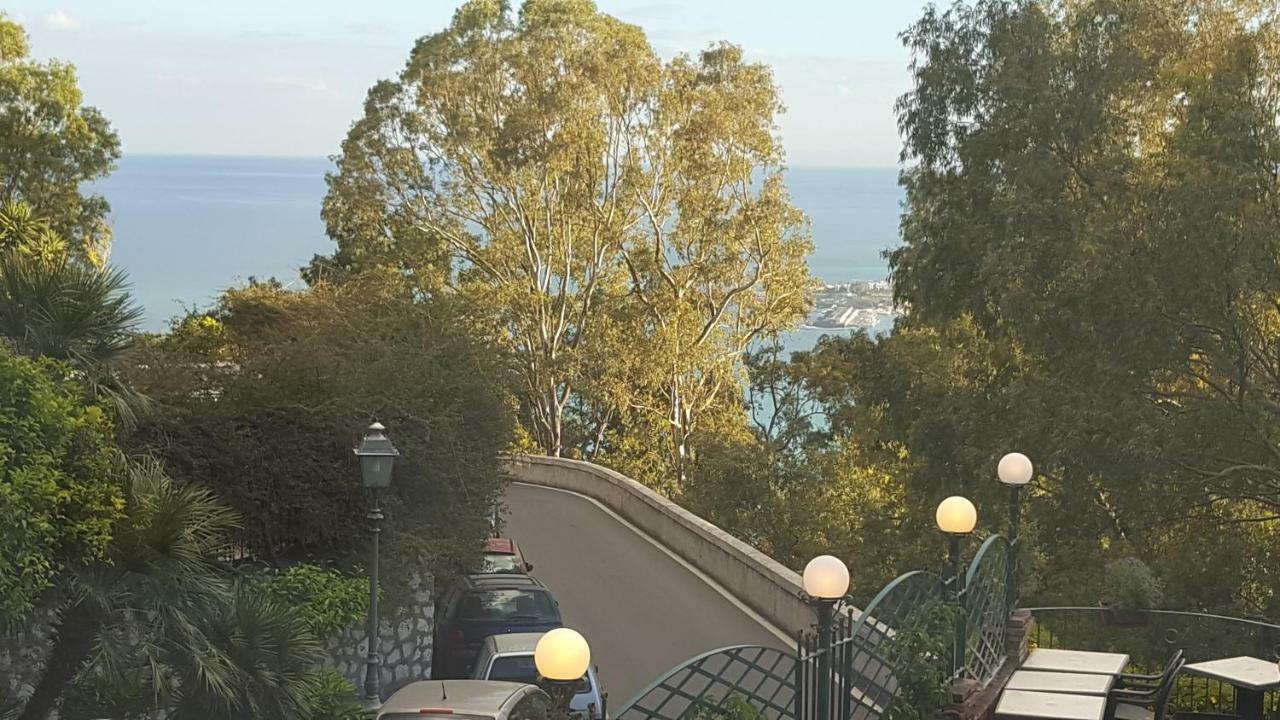 Casa Costa Lejlighed Taormina Eksteriør billede